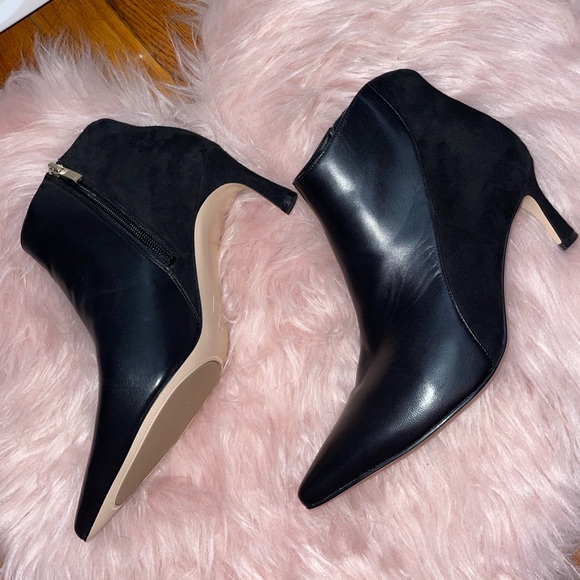 Naturalizer Heeled Ankle Boots - Picture 3 of 12